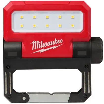 Cenový Hit Aku svítilna MILWAUKEE L4 FFL-301