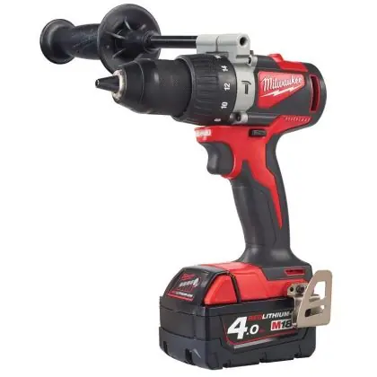 Hit Sezóny Aku příklepový šroubovák MILWAUKEE M18 BLPD2-402X