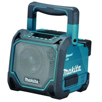 Must-Have Aku přehrávač MAKITA DMR202 s USB a Bluetooth