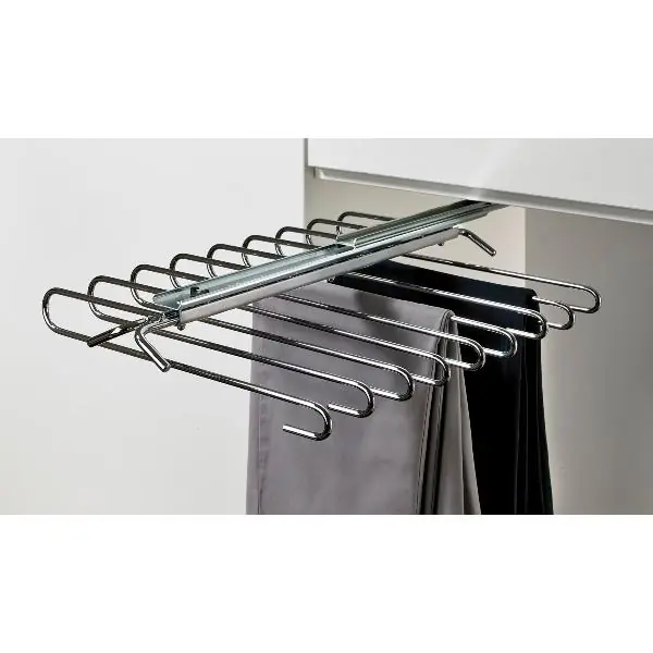 HETTICH výsuvný věšák na kalhoty jednoramenný, 335 x 95 x 497 mm, 9 držáků, ocel Výprodej