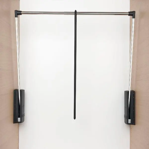 Sklopná šatní tyč černá, rozsah nastavení 440-610 mm Speciální Cena
